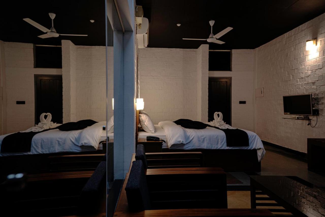 S River Resorts Kochi 외부 사진
