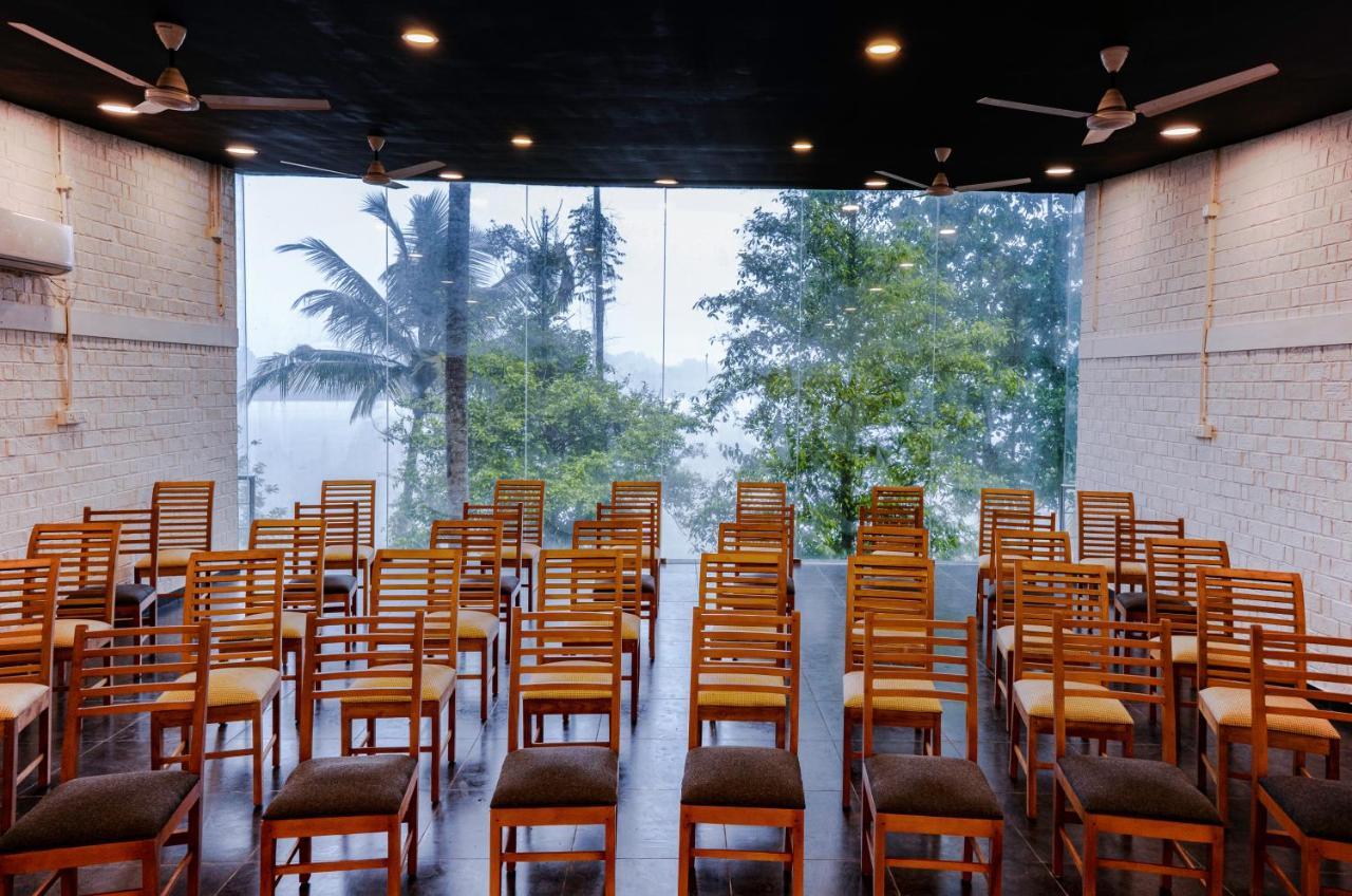 S River Resorts Kochi 외부 사진