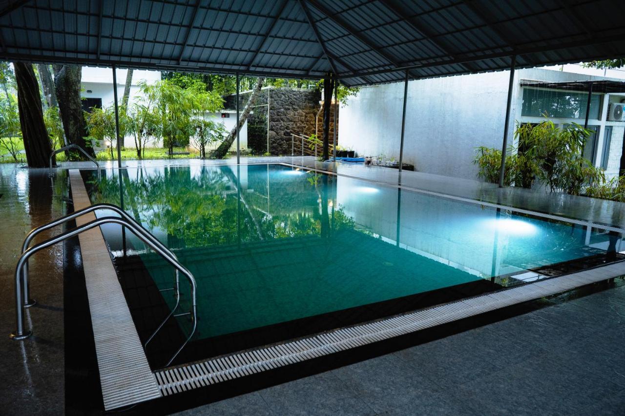 S River Resorts Kochi 외부 사진